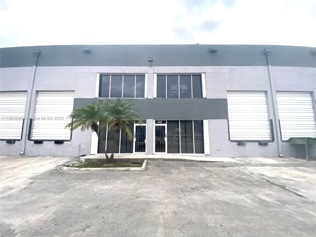 8202 NW 70th Street Medley FL 33195