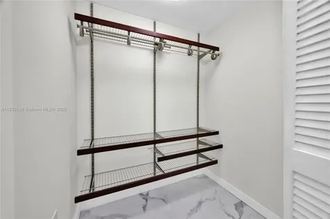 41 SE 5th Street Miami FL 33131