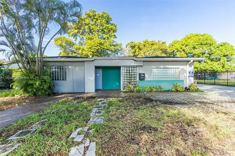 16190 NE 11th Court North Miami Beach FL 33162