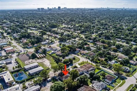 16190 NE 11th Court North Miami Beach FL 33162