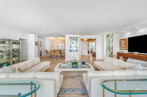 10155 Collins Avenue Bal Harbour FL 33154