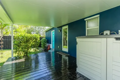 2231 NW 91st Street Miami FL 33147