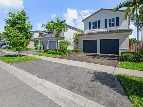 1411 SE 26th Road Homestead FL 33035