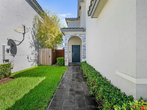 1411 SE 26th Road Homestead FL 33035