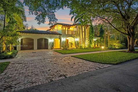 932 Escobar Avenue Coral Gables FL 33134