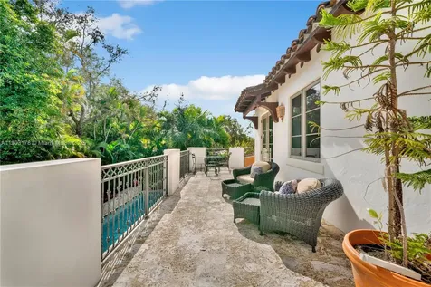 932 Escobar Avenue Coral Gables FL 33134