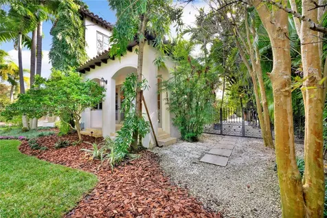 932 Escobar Avenue Coral Gables FL 33134