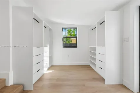 2544 SW 19th Street Miami FL 33145