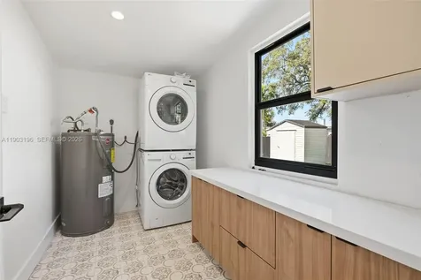 2544 SW 19th Street Miami FL 33145