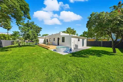 2544 SW 19th Street Miami FL 33145