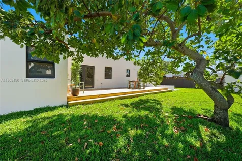 2544 SW 19th Street Miami FL 33145
