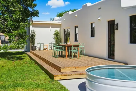 2544 SW 19th Street Miami FL 33145