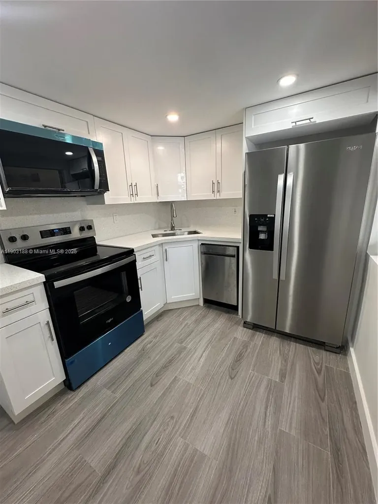7705 SW 86th Street Miami FL 33143