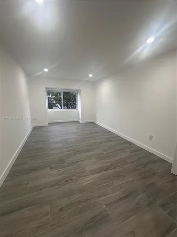 7705 SW 86th Street Miami FL 33143