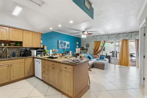 7144 W 2nd Lane Hialeah FL 33014