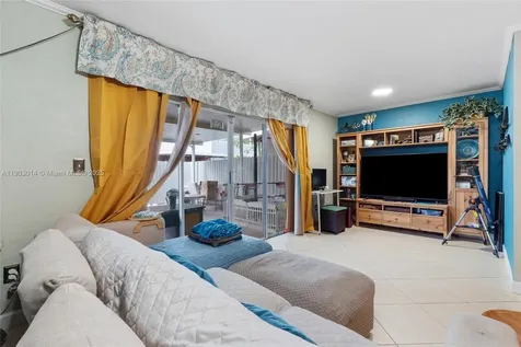 7144 W 2nd Lane Hialeah FL 33014