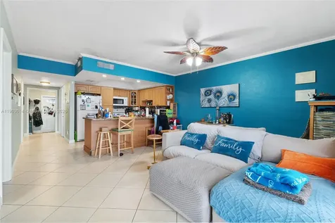 7144 W 2nd Lane Hialeah FL 33014