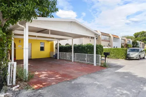7144 W 2nd Lane Hialeah FL 33014