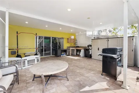7144 W 2nd Lane Hialeah FL 33014