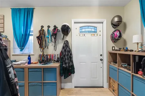 7144 W 2nd Lane Hialeah FL 33014