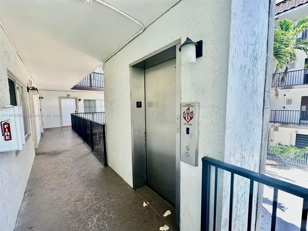 924 SE 2nd Street #9 Fort Lauderdale FL 33301