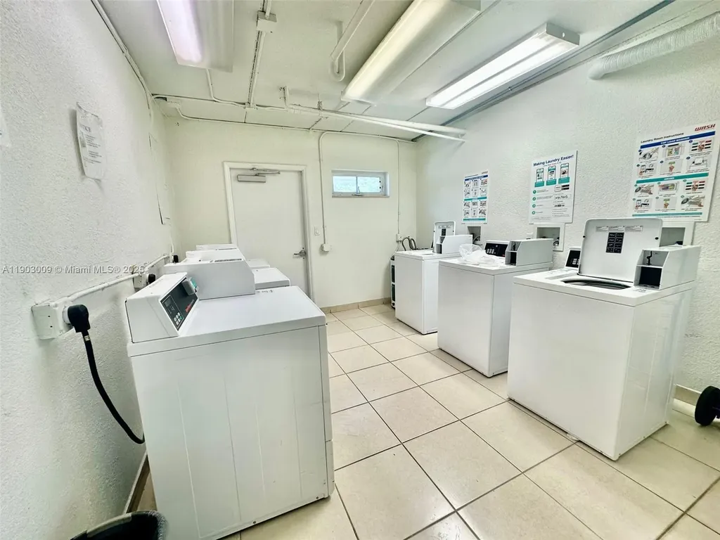 924 SE 2nd Street #9 Fort Lauderdale FL 33301