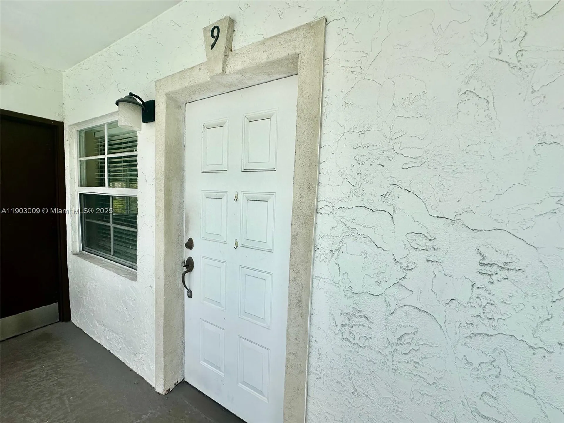 924 SE 2nd Street #9 Fort Lauderdale FL 33301