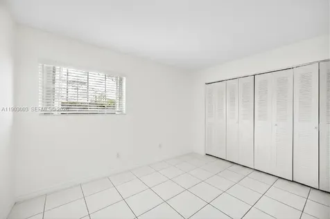 6410 SW 112th Place Miami FL 33173