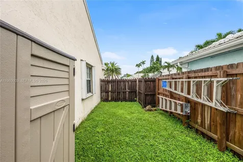 6410 SW 112th Place Miami FL 33173