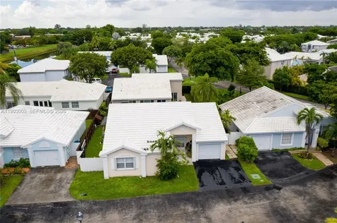 6410 SW 112th Place Miami FL 33173