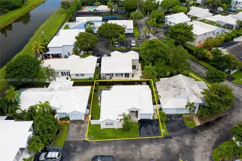 6410 SW 112th Place Miami FL 33173
