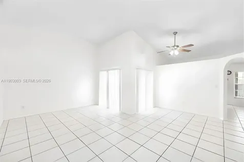 6410 SW 112th Place Miami FL 33173