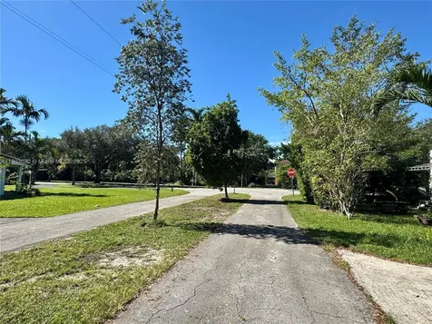 519 NE 118th Street Biscayne Park FL 33161