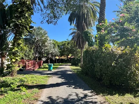 519 NE 118th Street Biscayne Park FL 33161