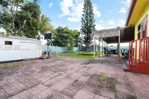18151 NE 9th Court North Miami Beach FL 33162