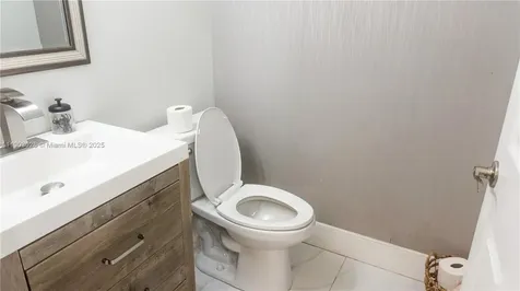 3318 W 106th Terrace Hialeah FL 33018