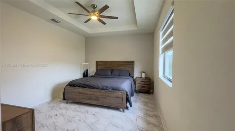 3318 W 106th Terrace Hialeah FL 33018