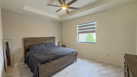 3318 W 106th Terrace Hialeah FL 33018
