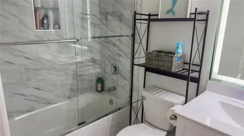 3318 W 106th Terrace Hialeah FL 33018