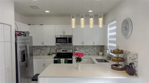 3318 W 106th Terrace Hialeah FL 33018