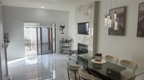 3318 W 106th Terrace Hialeah FL 33018