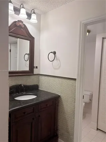 18850 NW 57th Avenue Hialeah FL 33015