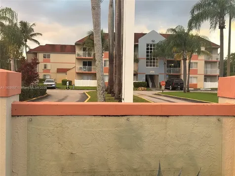 18850 NW 57th Avenue Hialeah FL 33015
