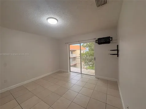 18850 NW 57th Avenue Hialeah FL 33015