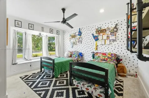 9431 Sea Turtle Lane Plantation FL 33324