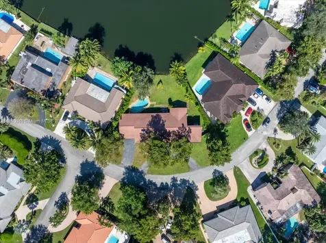 9431 Sea Turtle Lane Plantation FL 33324