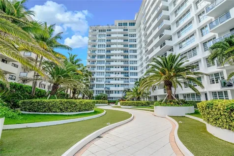 100 Lincoln Road Miami Beach FL 33139