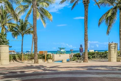100 Lincoln Road Miami Beach FL 33139