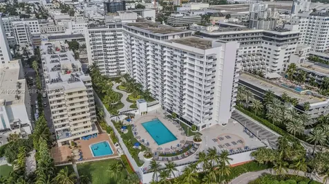 100 Lincoln Road Miami Beach FL 33139