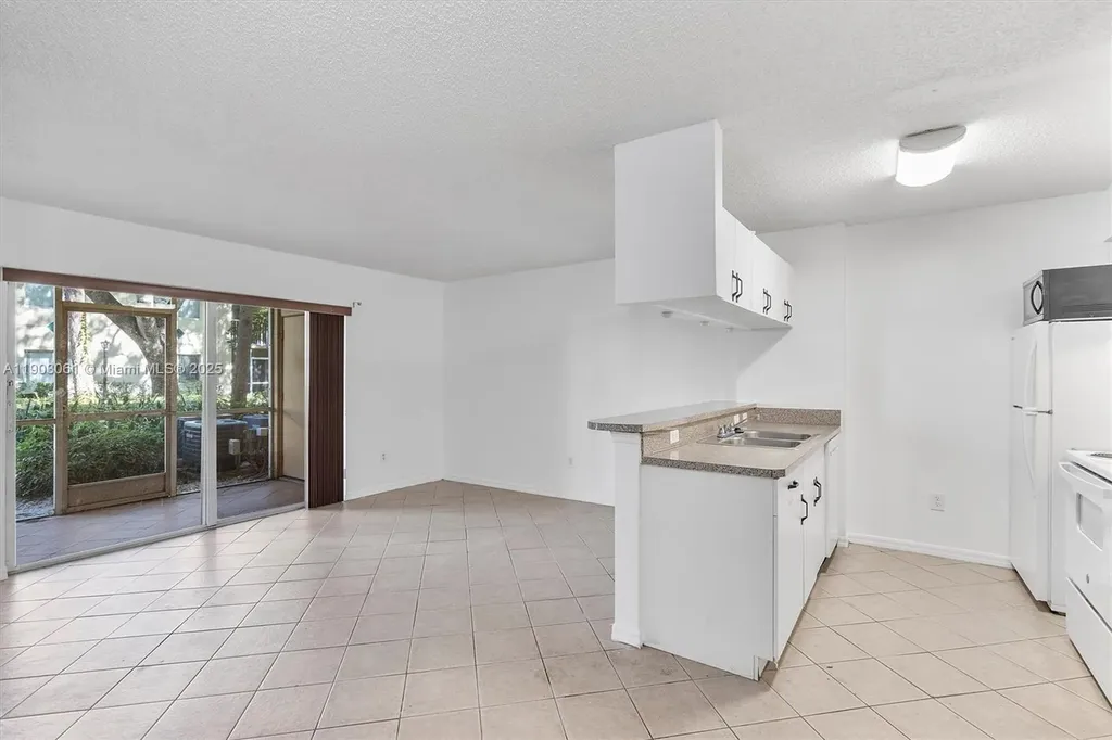450 S Park Road Hollywood FL 33021